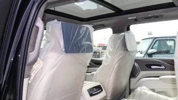 Cadillac Escalade 600 Sport Platinum Black Inside Beige 2022