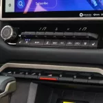 Tundra 2WD Limited Blue Inside Black 2022 - Thumbnail 17