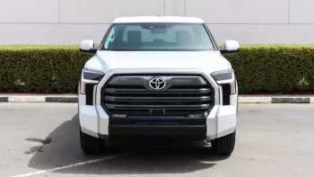 Tundra 2WD Limited White Inside Grey 2022