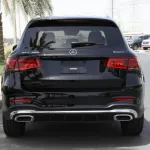 Mercedes GLC 300 Black Inside Red 2022 - Thumbnail 8
