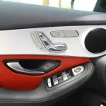 Mercedes GLC 300 Black Inside Red 2022 - Thumbnail 10