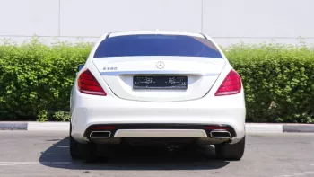 Mercedes Benz S550 Outside White Inside Beige 2017 (113000 KM)