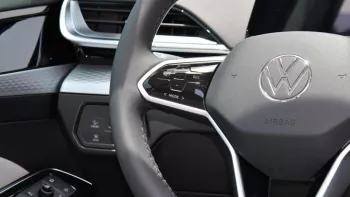 volkswagen Id 6 X Pro Outside Gray Inside White 2022 .