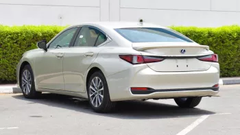 Lexus ES300h Hybrid Outside Titanium Inside Tan 2022.