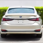 Lexus ES300h Hybrid Outside Titanium Inside Tan 2022. - Thumbnail 5