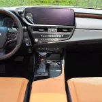 Lexus ES300h Hybrid Outside Titanium Inside Tan 2022. - Thumbnail 21