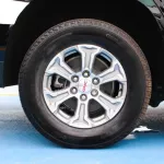 GMC Yukon SLE 2WD GCC Outside Black Inside Beige 2022. - Thumbnail 7