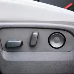 GMC Yukon SLE 2WD GCC Outside Black Inside Beige 2022. - Thumbnail 10
