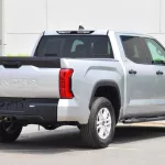 New Tundra 2WD SR5 Crew Max Outside Silver Inside Black 2022. - Thumbnail 8