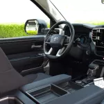 New Tundra 2WD SR5 Crew Max Outside Silver Inside Black 2022. - Thumbnail 21