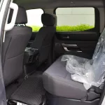 New Tundra 2WD SR5 Crew Max Outside Silver Inside Black 2022. - Thumbnail 22