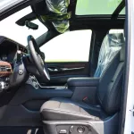 GMC YUKON DENAIL GCC OUTSIDE WHITE AND INSIDE BROWN MODEL 2022. - Thumbnail 11
