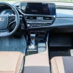 LEXUS ES300 HYBRID LUXURY COLOR OUTSIDE TITANIUM INSIDE BROWN MODEL 2023. - Thumbnail 16