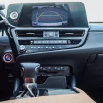 LEXUS ES300 HYBRID LUXURY COLOR OUTSIDE TITANIUM INSIDE BROWN MODEL 2023. - Thumbnail 17