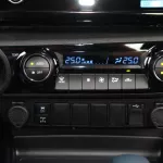 Toyota Hilux 2.8Ltr DIESEL-ADVENTURE 2022 - Thumbnail 13
