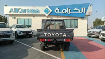 Toyota Land Cruiser - 4.0Ltr - PETROL - 2021 model - red LX V6 ,4/4, Winch ,Difflock, Power window , center lock , wood interior ,ABS, Dual Air