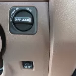 Toyota Land Cruiser - 4.0Ltr - PETROL - 2021 model - Blue LX V6 ,4/4, Winch ,Difflock, Power window , center lock , wood interior ,ABS, Dual Air - Thumbnail 12