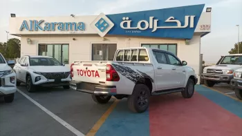 toyota hilux 2.4ltr 4x4 GLX GLX S SRS*Full option* M/T *Reverse camera*Dual A/C*Automatic climat