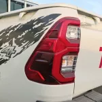 toyota hilux 2.4ltr 4x4 GLX GLX S SRS*Full option* M/T *Reverse camera*Dual A/C*Automatic climat - Thumbnail 7