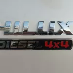 toyota hilux 2.4ltr 4x4 GLX GLX S SRS*Full option* M/T *Reverse camera*Dual A/C*Automatic climat - Thumbnail 9