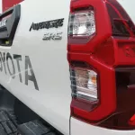 Toyota HILUX 4.0Ltr. A/T FO-ADVENTURE Petrol 2022 - Thumbnail 13