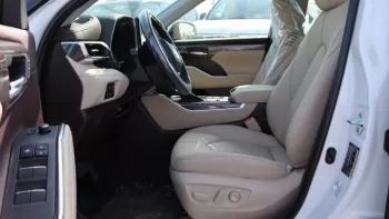 TOYOTA HIGHLANDER 2.5Ltr HEV LTD V HYBRID ELECTRIC VEHICLE MODEL 2022