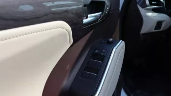 TOYOTA HIGHLANDER 2.5Ltr HEV LTD V HYBRID ELECTRIC VEHICLE MODEL 2022