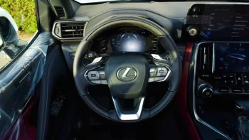 LEXUS LX 600 2022 (LOCAL PRICE) WARRANTY WITH SERVICE AL FUTTAIM