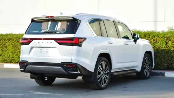 LEXUS LX 600 2022 (LOCAL PRICE) WARRANTY WITH SERVICE AL FUTTAIM