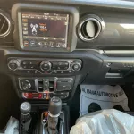 Jeep Wrangler Unlimited (Rubicon 392) 2021 - Thumbnail 10
