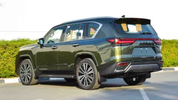 LEXUS LX 600 2022 (LOCAL PRICE) WARRANTY WITH SERVICE AL FUTTAIM