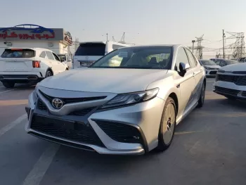 Toyota Camry SE V6 3.5L 2022 Full Option