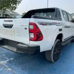 Toyota Hilux 4.0L V6 GR 2022 A/T Pickup Double Cup - Thumbnail 6