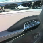 VOLKSWAEN ID.6 CROZZ PRO 2022 ELECTRIC CAR - Thumbnail 10