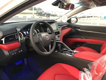 TOYOTA CAMERY SE V6 2023