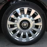 ROLLS ROYCE / PHANTOM / 2019 / 25000 Kms / Special Colour - Thumbnail 8