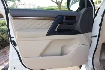 Toyota Land Cruiser GXR 4WD V8, 2021 4.6L