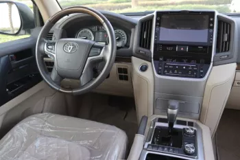 Toyota Land Cruiser GXR 4WD V8, 2021 4.6L