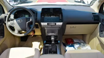 2022 Toyota Prado TXL 2.7 A/T sunroof