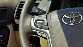 2022 Toyota Prado TXL 2.7 A/T sunroof