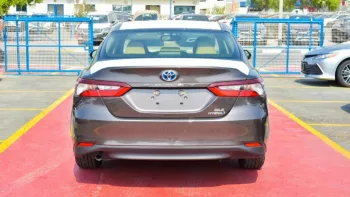 2022 Toyota Camry GLE 2.5 Hybrid