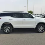 TOYOTA FORTUNER - 2020 RIGHT HAND DRIVE DIESEL - Thumbnail 9