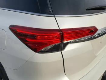 TOYOTA FORTUNER - 2020 RIGHT HAND DRIVE DIESEL