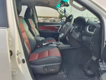 TOYOTA FORTUNER - 2020 RIGHT HAND DRIVE DIESEL