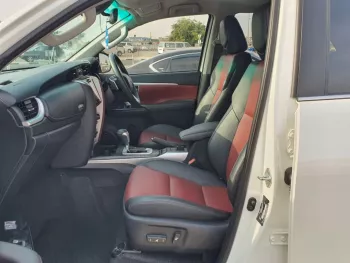TOYOTA FORTUNER - 2020 RIGHT HAND DRIVE DIESEL