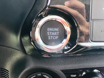 Hilux 2022 GCC spec full options petrol