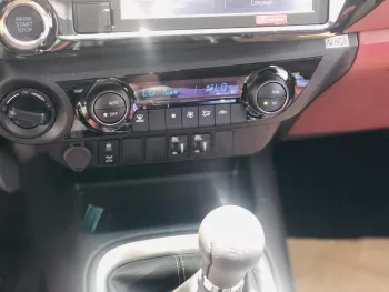 Hilux 2022 GCC spec full options petrol