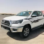 Hilux 2022 GCC spec full options petro automatic - Thumbnail 2