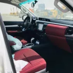 Hilux 2022 GCC spec full options petro automatic - Thumbnail 12