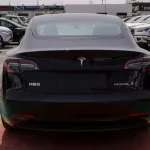tesla model 3 - Thumbnail 6